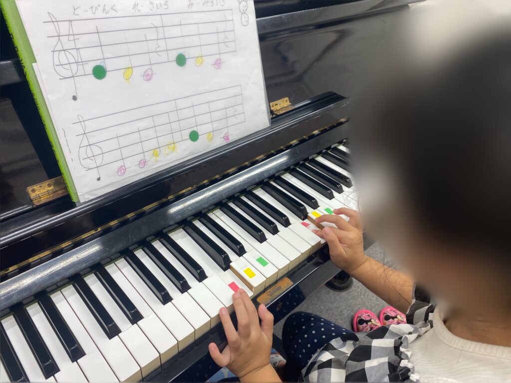 音楽療育で心を育む｜音楽の力で安心と笑顔を引き出す時間の活動写真（2）